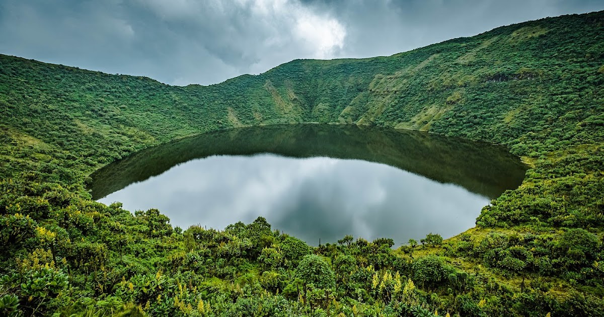 1 Day Bisoke Volcano Hiking